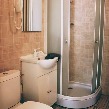 Budget * בודפשט