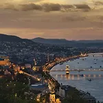 Budget * Budapešť